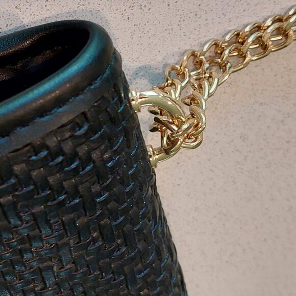 Lucky Bees Black Shoulder Purse - Picture 15 of 16